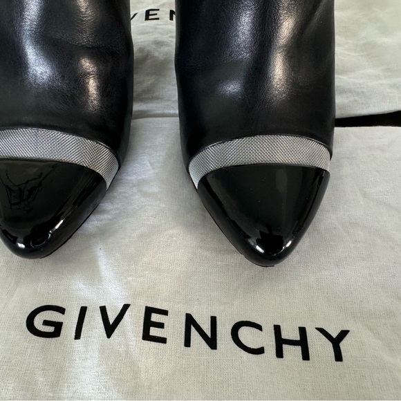 Givenchy booties. - Picture 4 of 10
